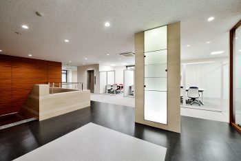 石川玩具本社ビル