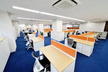 石川玩具本社ビル